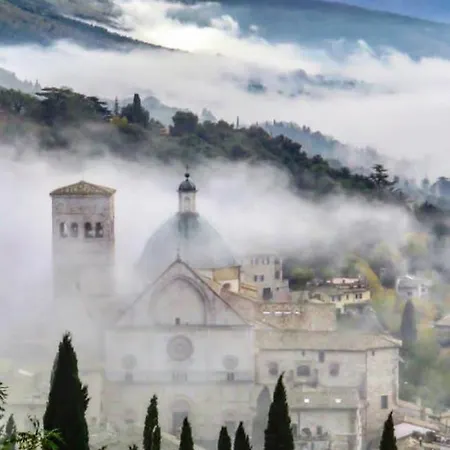 Lägenhet Le Dimore Arcangelo Giuseppe Assisi